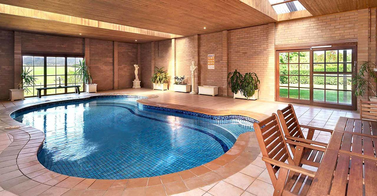 סקון Strathearn Park Lodge מראה חיצוני תמונה