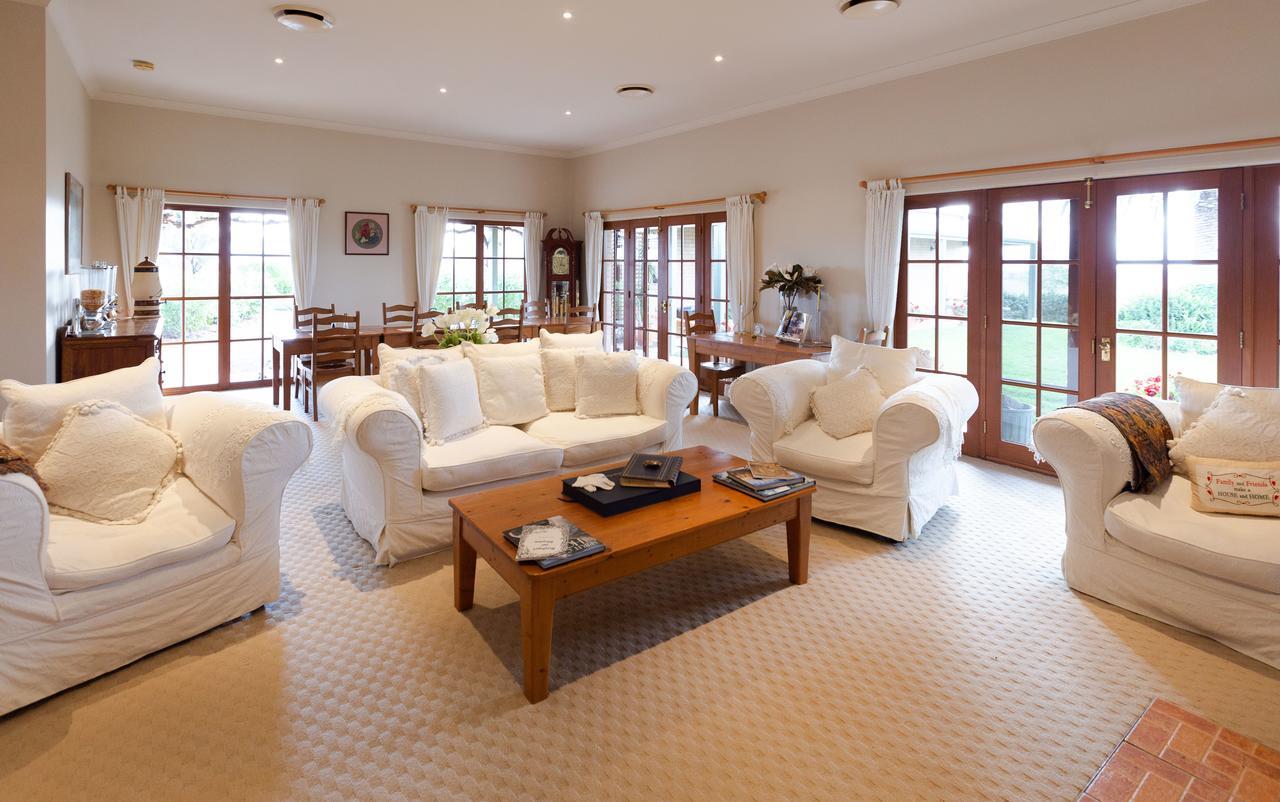 סקון Strathearn Park Lodge מראה חיצוני תמונה