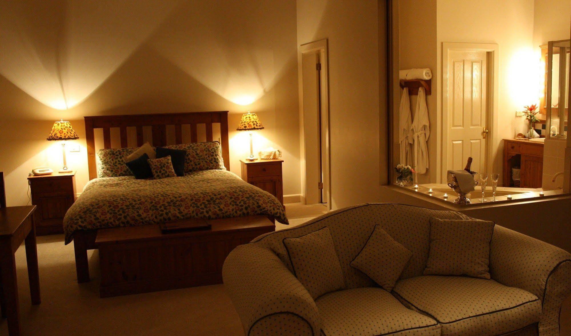 סקון Strathearn Park Lodge מראה חיצוני תמונה